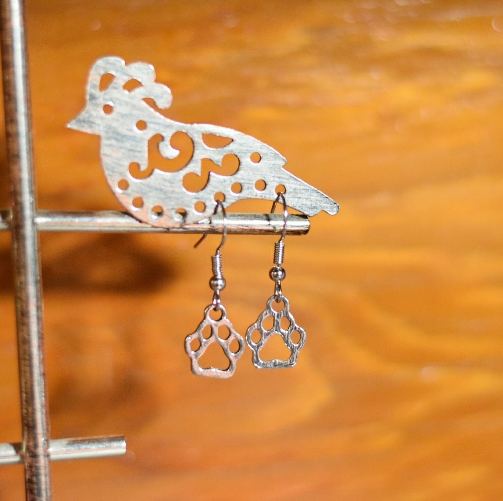Paw Print Earrings 🐾